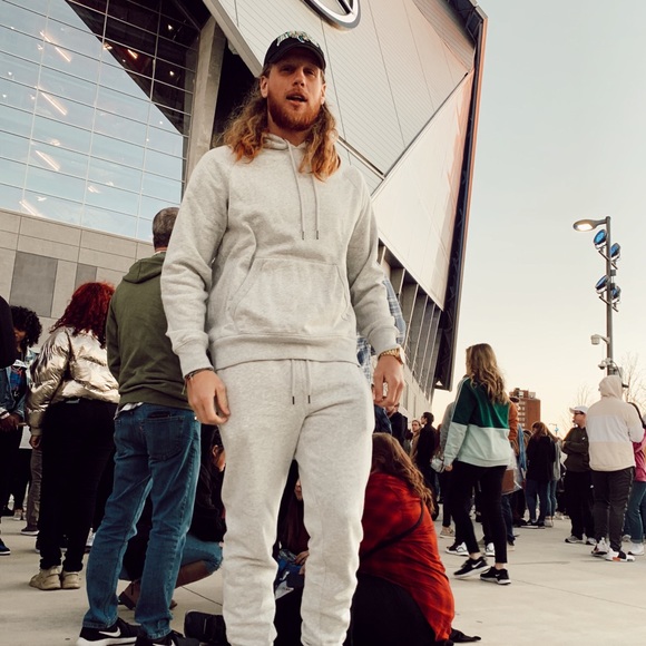 Meet your Posher, Sean - Picture 3 of 5